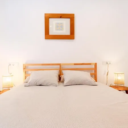 Apto Nuevo-Junto Mezquita-Con Parking Opcional *