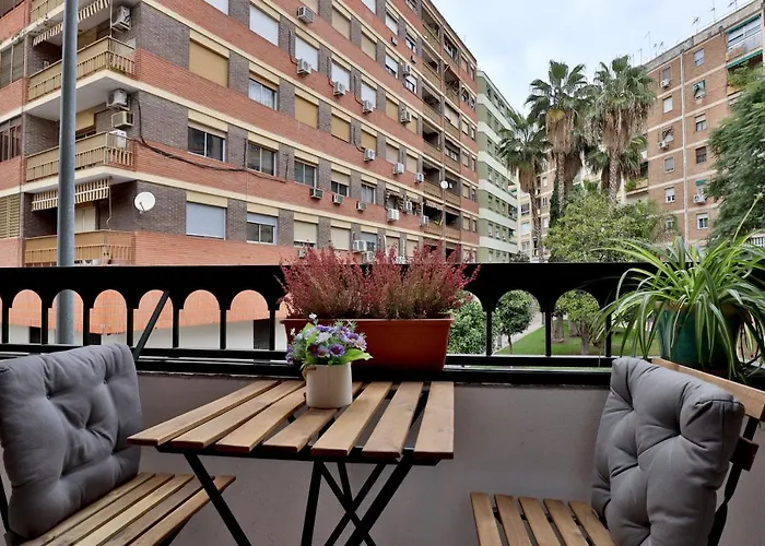 Apto Nuevo-Junto Mezquita-Con Parking Opcional شقة *