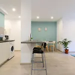 Apto Nuevo-junto Mezquita-con Parking Opcional Apartamento *