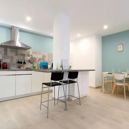 Apto Nuevo-junto Mezquita-con Parking Opcional Apartamento