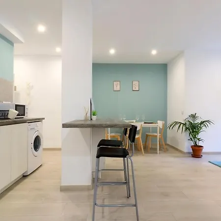 Apto Nuevo-junto Mezquita-con Parking Opcional Apartamento *