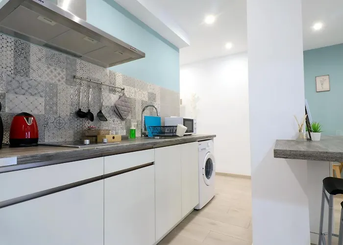 Apto Nuevo-Junto Mezquita-Con Parking Opcional * קורדובה