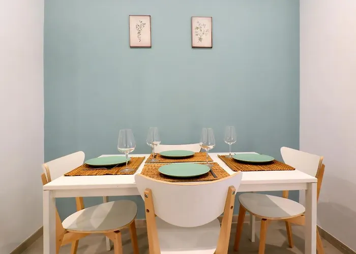 Apto Nuevo-Junto Mezquita-Con Parking Opcional * קורדובה