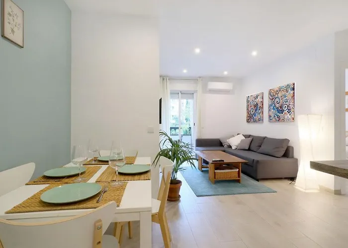 Apto Nuevo-junto Mezquita-con Parking Opcional * Córdoba